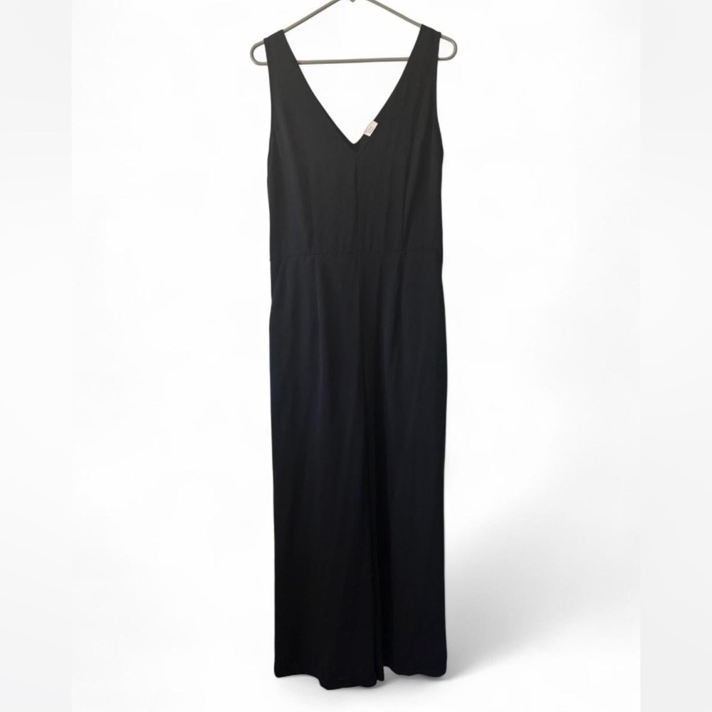 Elegant Black Sleeveless Jumpsuit